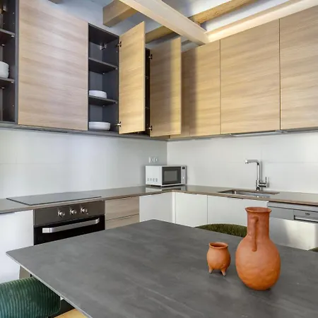 Blueground Sarria Nr Old Town Bcn-103 Apartment Barcelona