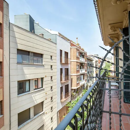 Apartment Blueground Sarria Nr Old Town Bcn-103
