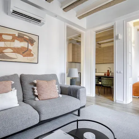 Apartment Blueground Sarria Nr Old Town Bcn-103